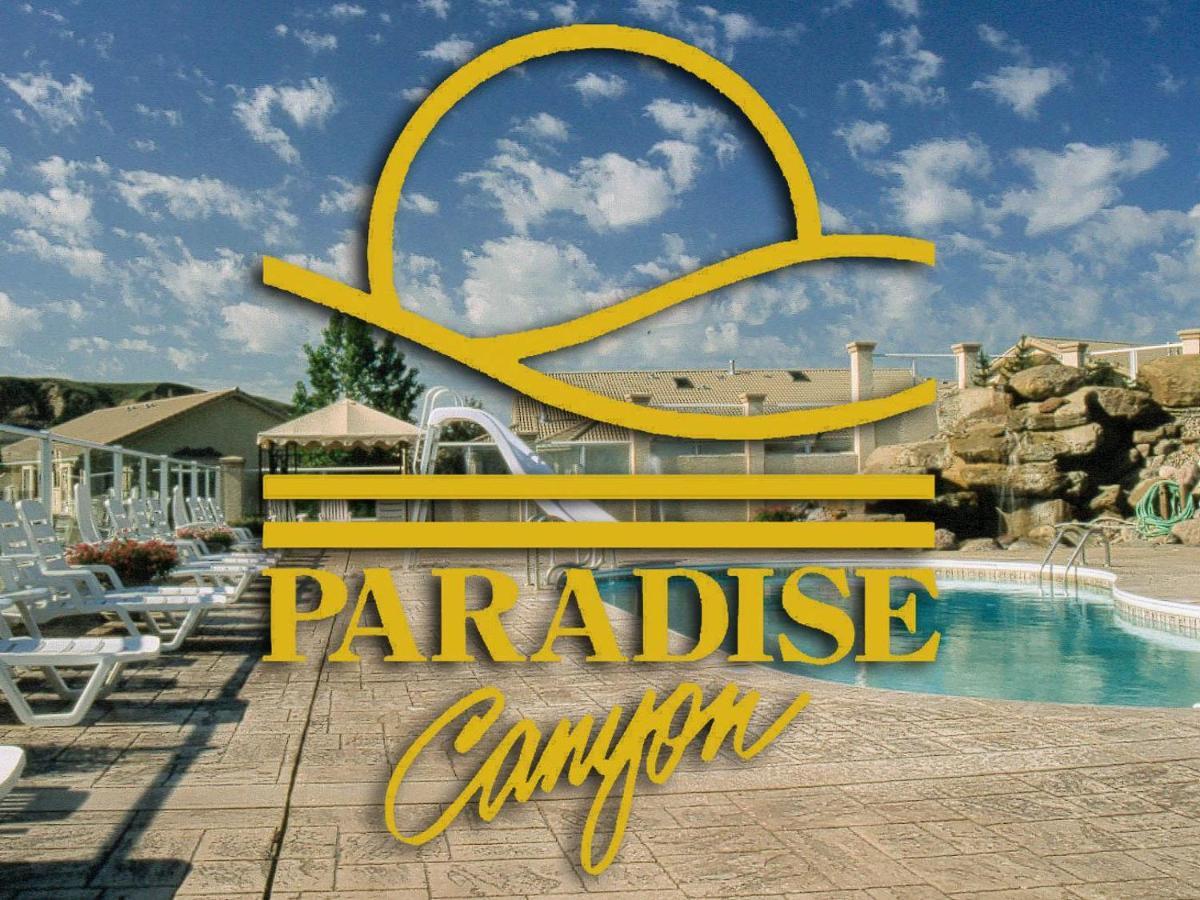 Paradise Canyon Golf Resort - Luxury Condo M403 Летбридж Екстериор снимка